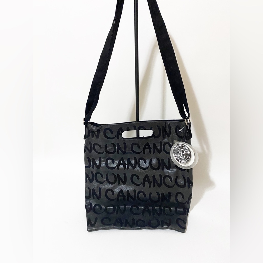 ROBIN RUTH Black Canvas Crossbody Bag